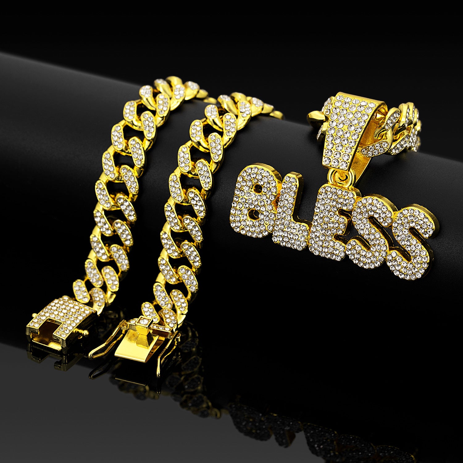 CADENA CUBANA + DIJE BLESS GOLD