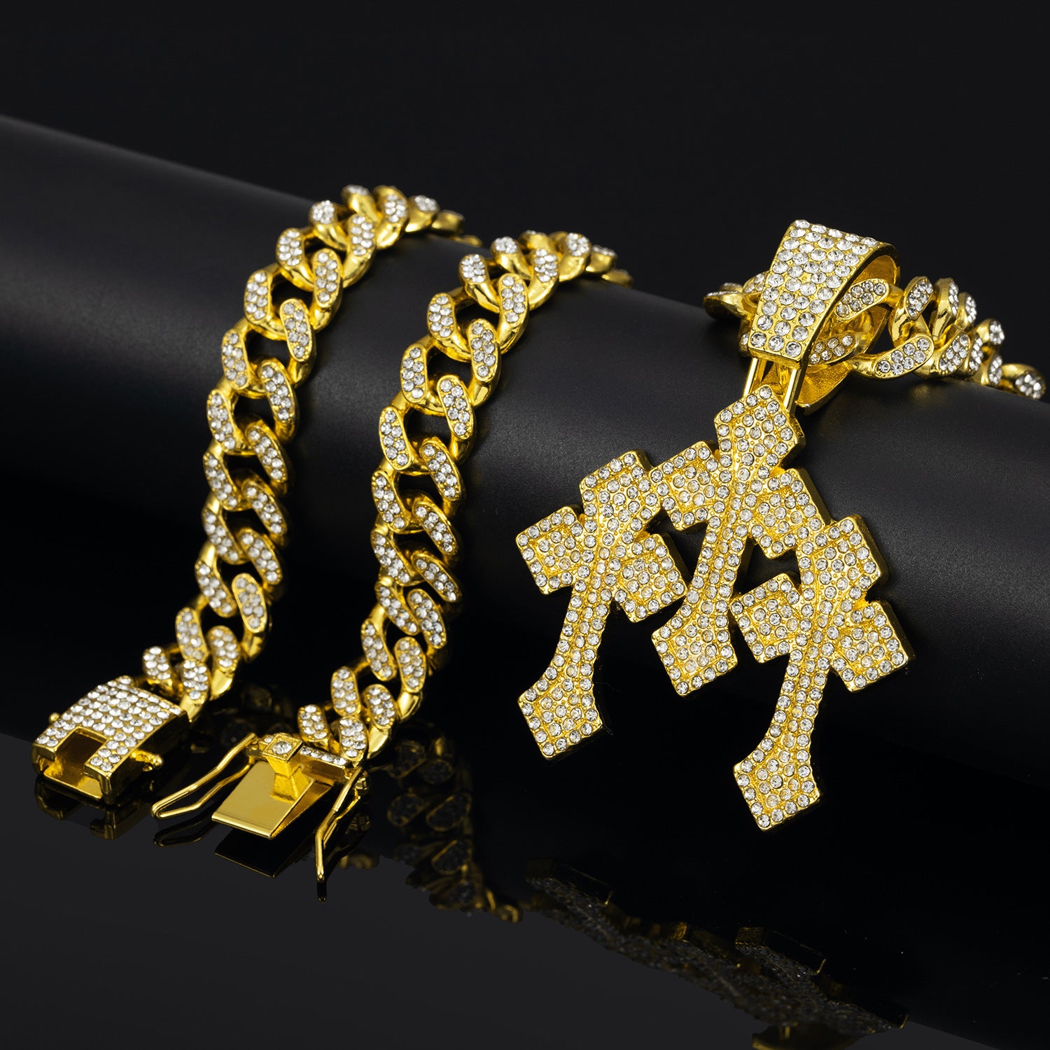 CADENA CUBANA + DIJE TRES CRUCES GOLD
