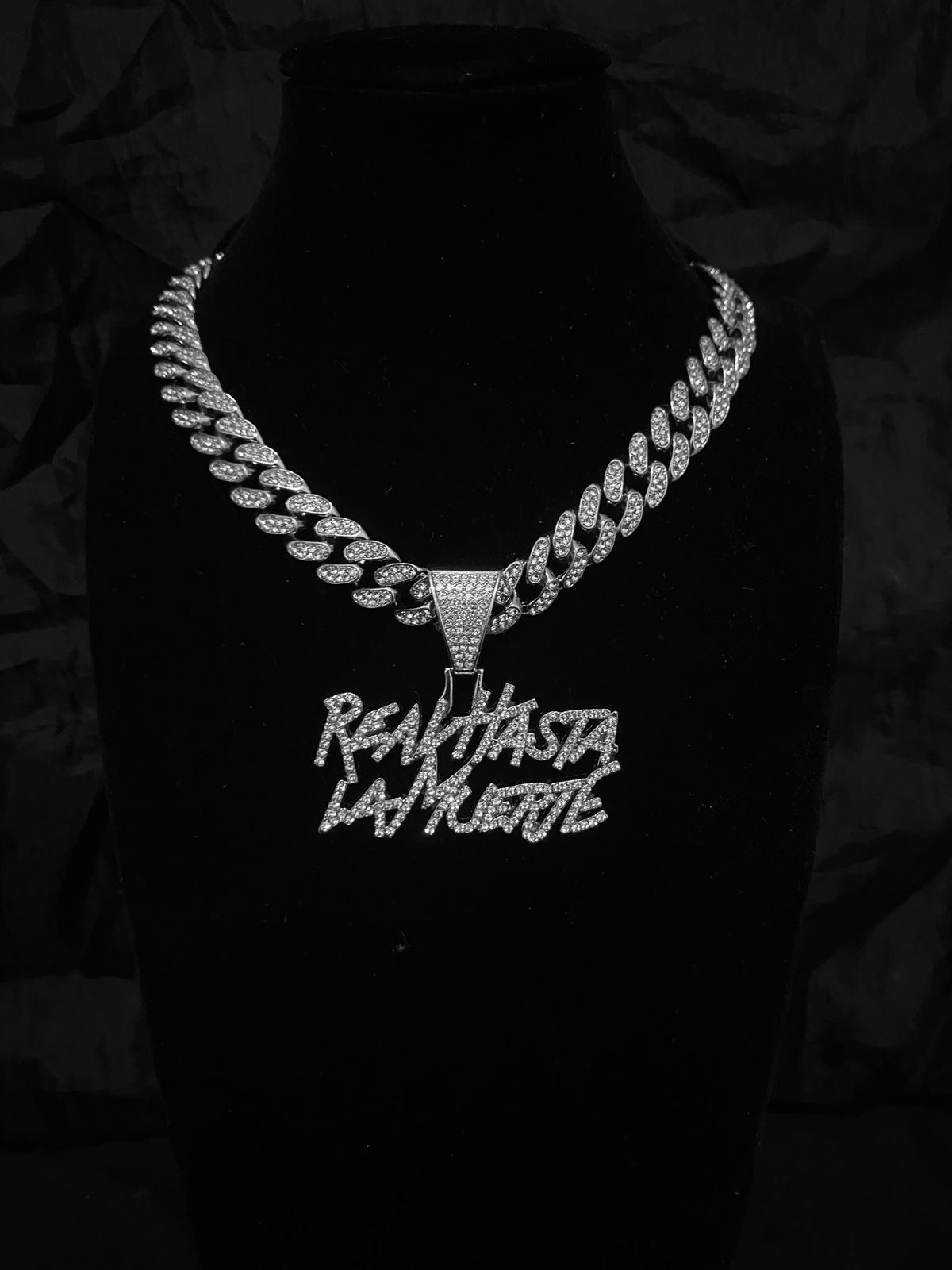CADENA CUBANA + DIJE REAL HASTA LA MUERTE